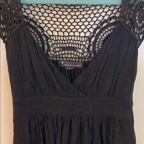 Forever 21 Open Back Crocheted Top - Picture 2 of 5